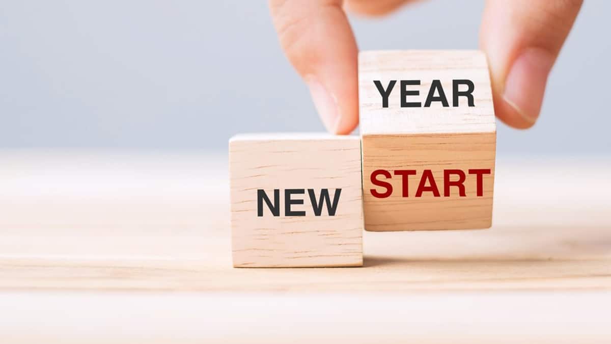 As You Identify Resolutions For 2023, Here’s How To Navigate Change